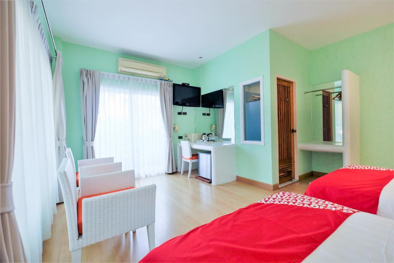 Oyo 626 The Chalet Phuket Resort Cape Panwa Exterior photo